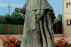 08-Statua-bronzea-di-Papa-Giovanni-XXIII